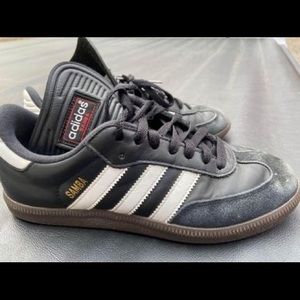 Boys Adidas Sambas